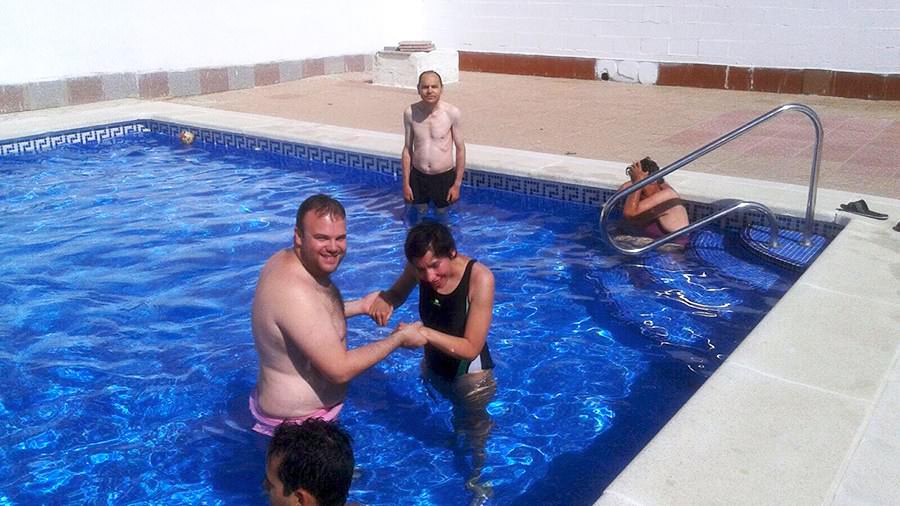piscina-con-personas-mayores-con-discapacidad-prode