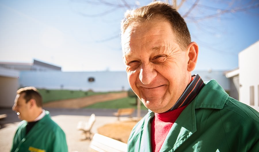 PersonasyFamilias_PersonasAdultas_Residencias_ApoyosEspeciales_ImagenInterna3_900x530_96pp_JPG_calidad11